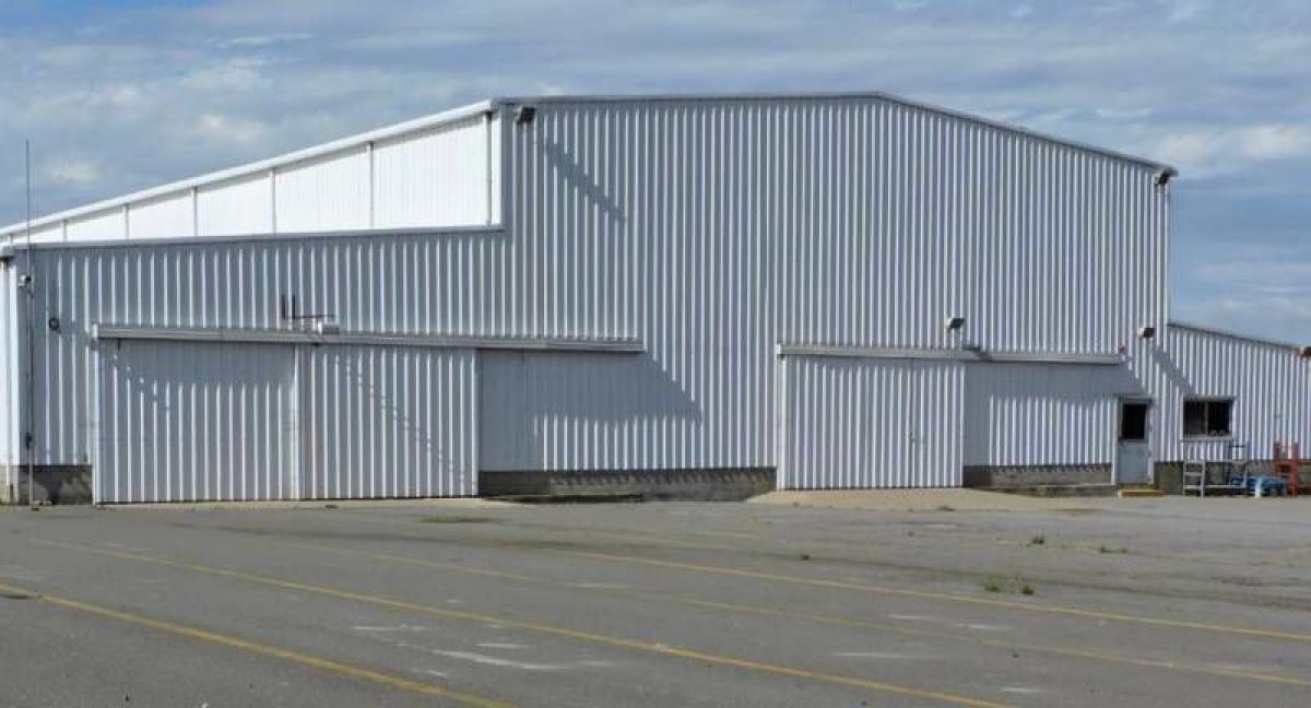 3300m² Building in Berazategui, Argentina No. 109182