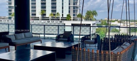 2 Schlafzimmer Gewerbliche Immobilien in Miami, USA, Nr. 615404 2