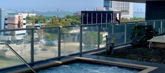 2 Schlafzimmer Gewerbliche Immobilien in Miami, USA, Nr. 615404 5