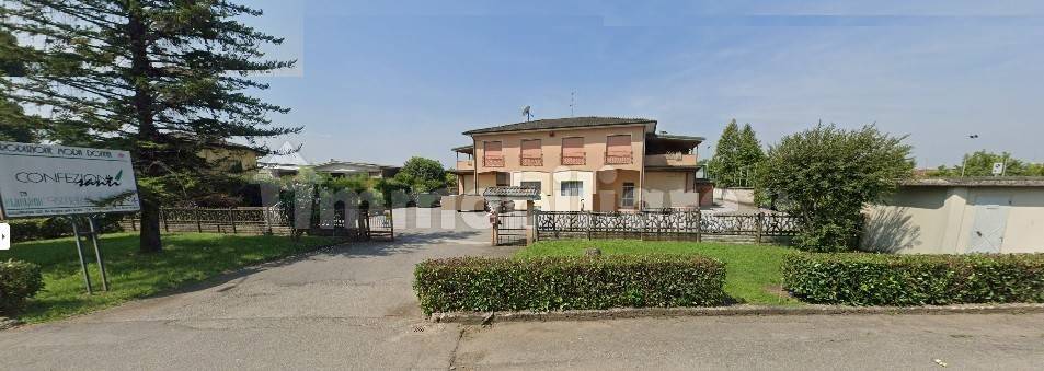 1غرفة مستودع في Soncino, Italy رقم 259880