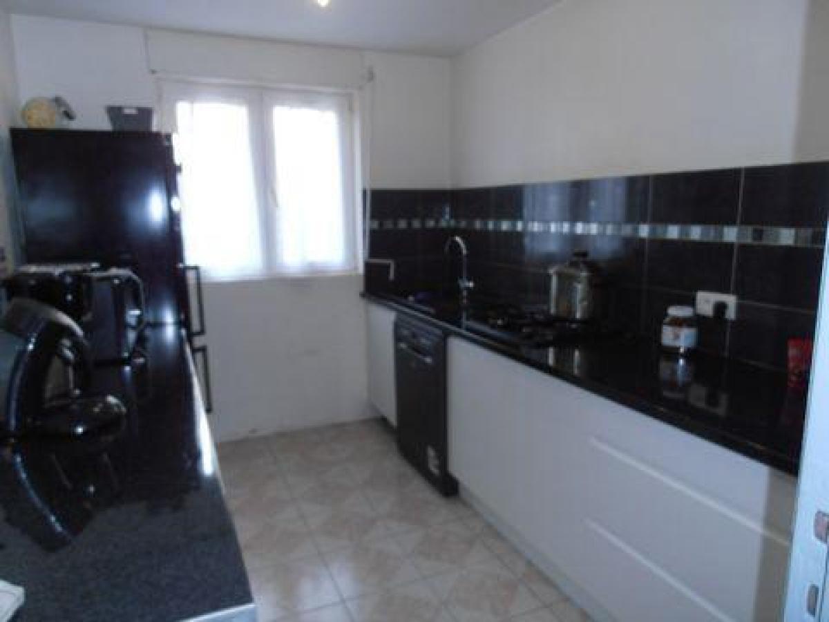 Condominio de 3 dormitorios en Maubeuge, France No. 27299