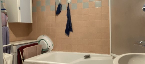 1-salle Bâtiment à Villeneuve-sur-Yonne, France No. 274350 8