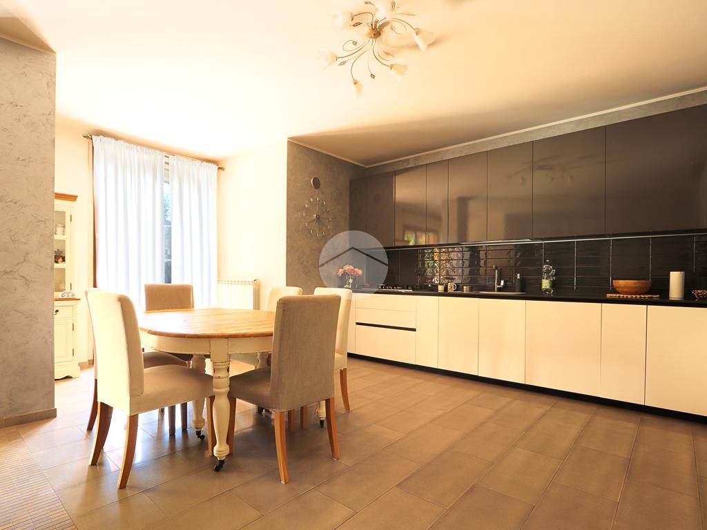 3 Schlafzimmer Villa in Pescara, Italy, Nr. 291845