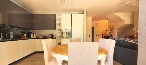 3 Schlafzimmer Villa in Pescara, Italy, Nr. 291845 4