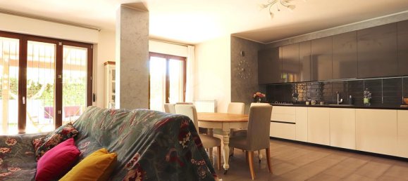 3 Schlafzimmer Villa in Pescara, Italy, Nr. 291845 2