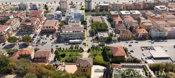 17 rooms Villa in Cupra Marittima, Italy No. 105354 2