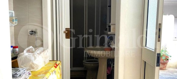 Дом с 5 комнатами в Sannicola, Италия № 293069 10