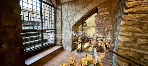 Imóvel comercial de 5 divisões em Viterbo, Italy N.º 131717 22