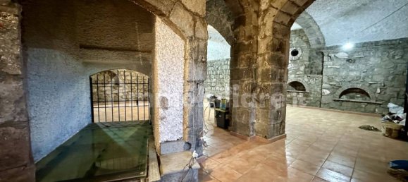 Imóvel comercial de 5 divisões em Viterbo, Italy N.º 131717 26