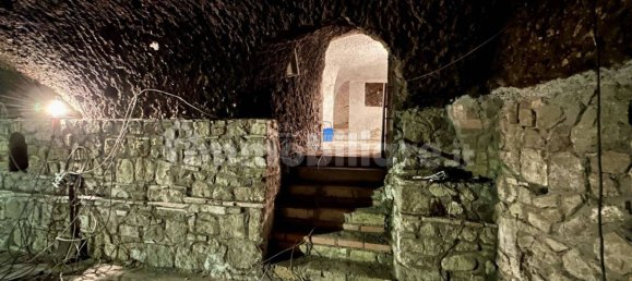 Imóvel comercial de 5 divisões em Viterbo, Italy N.º 131717 2