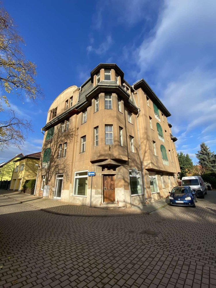 Edificio de 38 habitaciónes en Leipzig, Germany No. 234183