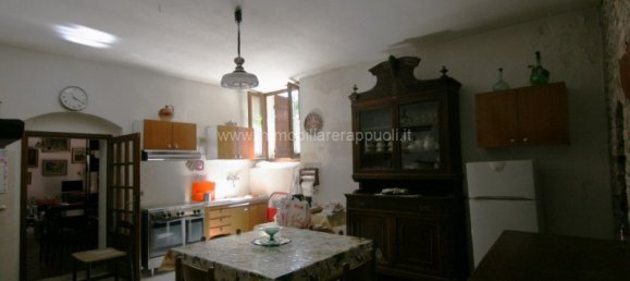 6-Zimmer Wohnung in Sinalunga, Italy, Nr. 296940 2