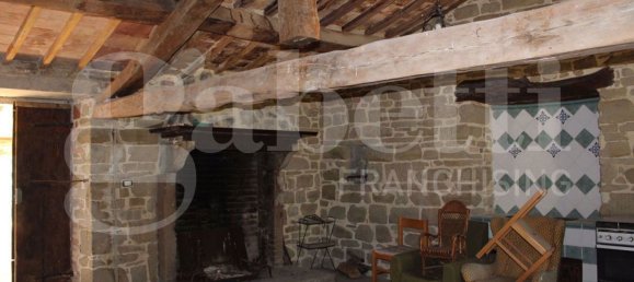 8 rooms House in Gubbio, Italy No. 300892 9