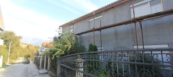 5 bedrooms House in Kotor, Montenegro No. 407 14