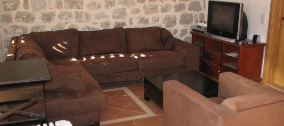 5 bedrooms House in Kotor, Montenegro No. 407 7