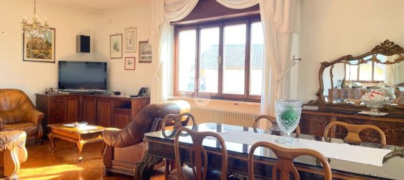 Apartamento de 8 habitaciónes en Udine, Italy No. 94537 27