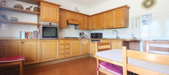 Apartamento de 8 habitaciónes en Udine, Italy No. 94537 11