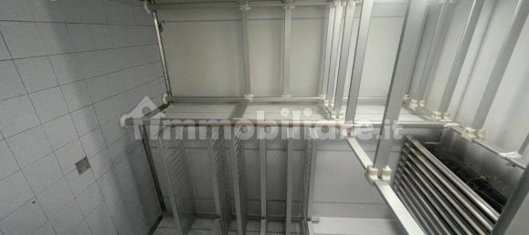 2 rooms Commercial property in Romano di Lombardia, Italy No. 74852 9