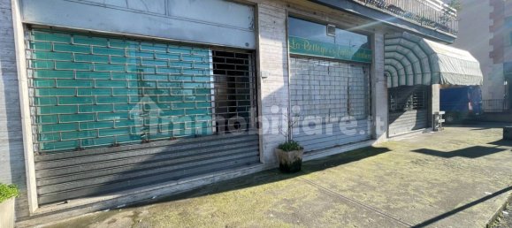 2 rooms Commercial property in Romano di Lombardia, Italy No. 74852 17