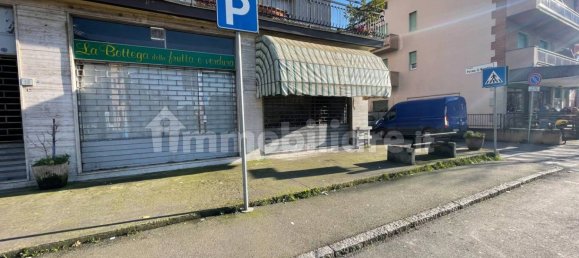 2 rooms Commercial property in Romano di Lombardia, Italy No. 74852 15