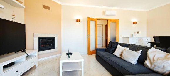 3 bedrooms Villa in Albufeira, Portugal No. 198789 9