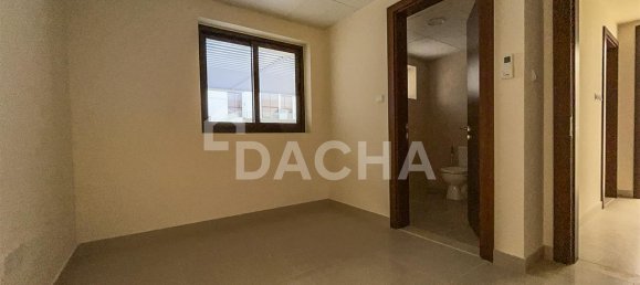3 bedrooms Townhouse in Dubai, UAE No. 27252 12