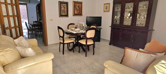 4 Schlafzimmer Wohnung in Lecce, Italy, Nr. 337433 8