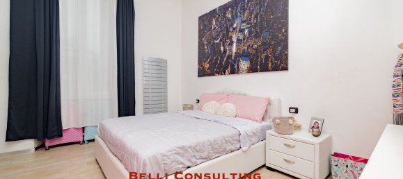 2-salle Appartement à Milan, Italy No. 338128 16