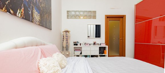 2-salle Appartement à Milan, Italy No. 338128 19