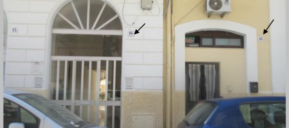 3 bedrooms Apartment in Bari, Italy No. 331334 16
