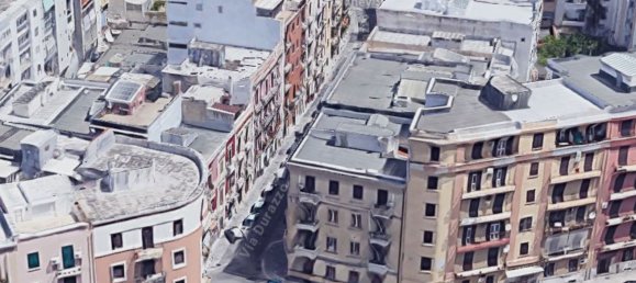 3 bedrooms Apartment in Bari, Italy No. 331334 4