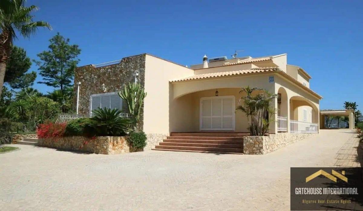 3 bedrooms Villa in Almancil, Portugal No. 7826