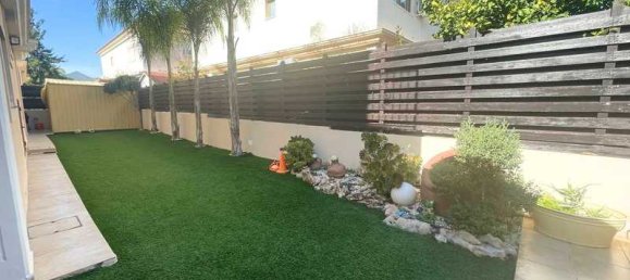 Коммерческая недвижимость с 3 спальнями в Лимассол, Кипр № 19532 4