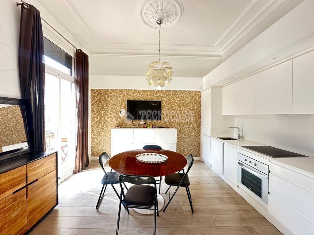 Apartamento de 3 divisões em Eixample, Spain N.º 268725