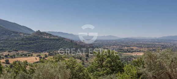 4 bedrooms Land in Assisi, Italy No. 260802 40