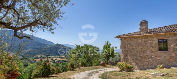 4 bedrooms Land in Assisi, Italy No. 260802 10