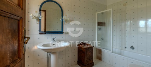 4 bedrooms Land in Assisi, Italy No. 260802 36