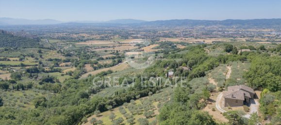 4 bedrooms Land in Assisi, Italy No. 260802 14