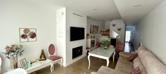 3 bedrooms Townhouse in Huelva, Spain No. 188206 2