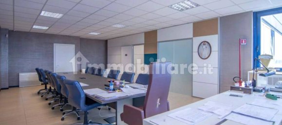 5 rooms Office in Padua, Italy No. 323388 4