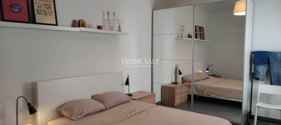 2 bedrooms Apartment in Gzira, Malta No. 10247 4