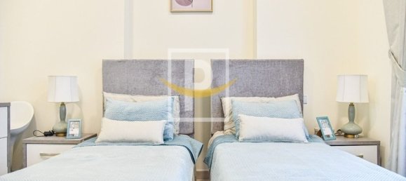 3 bedrooms Apartment in Mirdif, UAE No. 8748 9