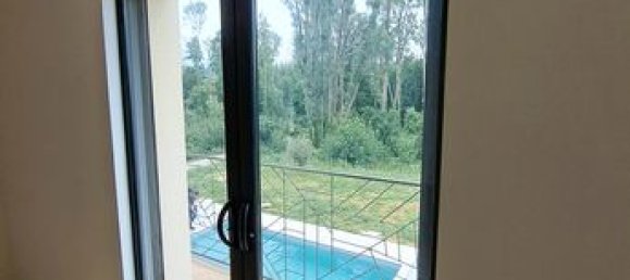 Casa de 5 dormitorios en Sens, France No. 353266 15