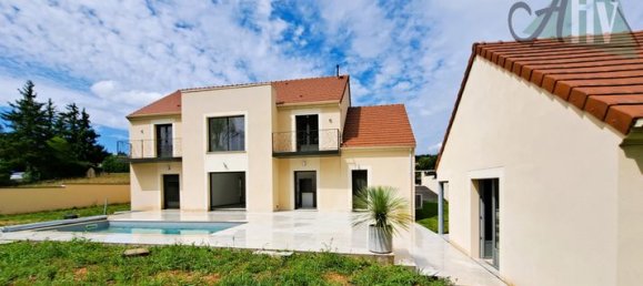 Casa de 5 dormitorios en Sens, France No. 353266 3