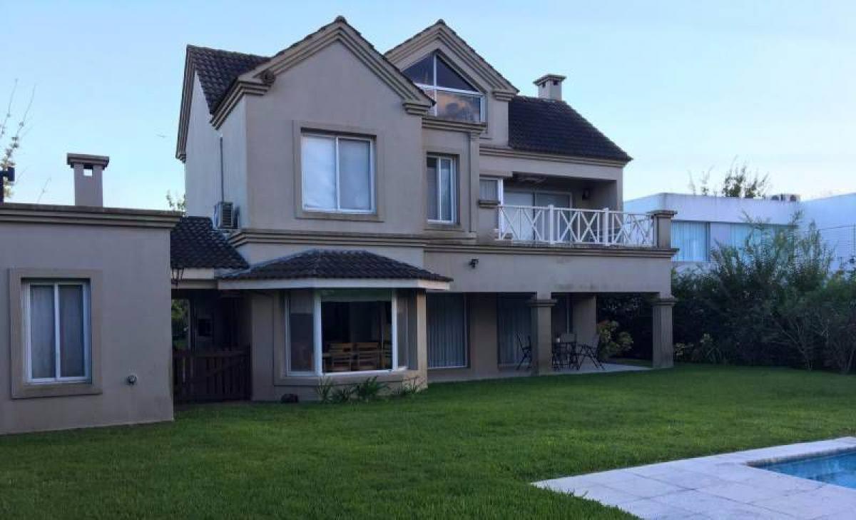 3 bedrooms House in Tigre, Argentina No. 59482