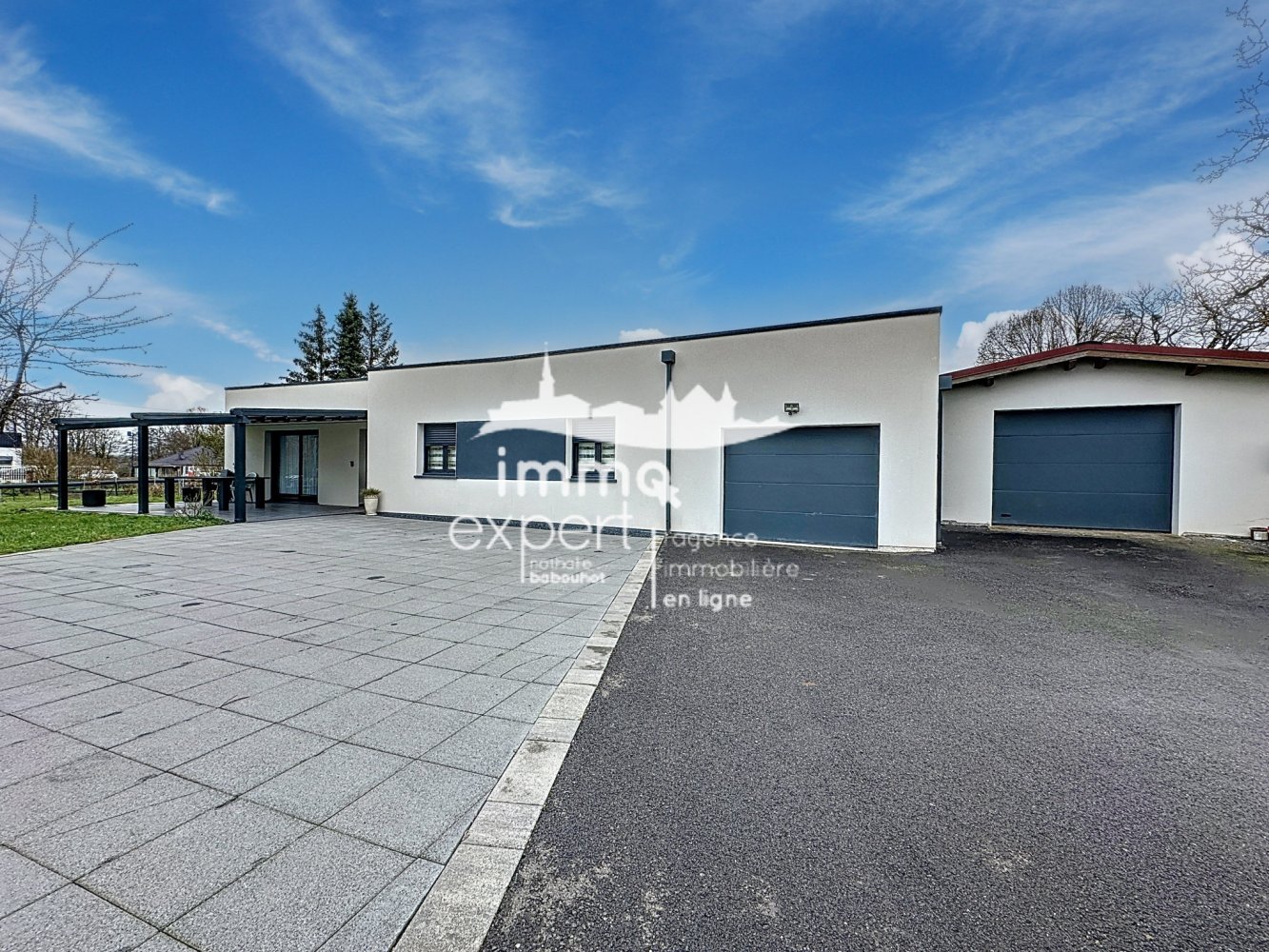 3 chambres Maison à Mirecourt, France No. 73734