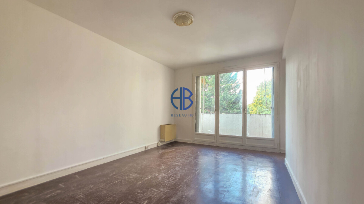 Квартира с 2 спальнями в Сен-Дени, Франция № 318751