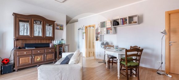 3 Schlafzimmer Wohnung in Bari, Italy, Nr. 321908 7