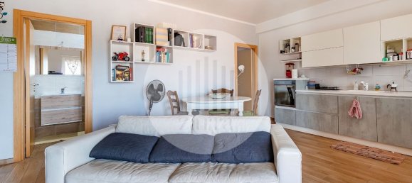 3 Schlafzimmer Wohnung in Bari, Italy, Nr. 321908 6