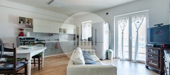 3 Schlafzimmer Wohnung in Bari, Italy, Nr. 321908 5